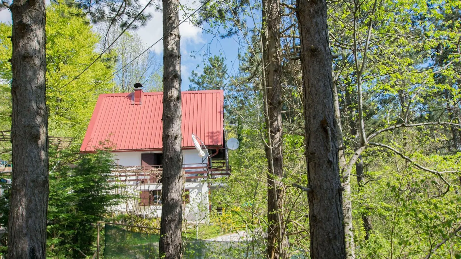 House Nina Lic Villa Fuzine Holiday home